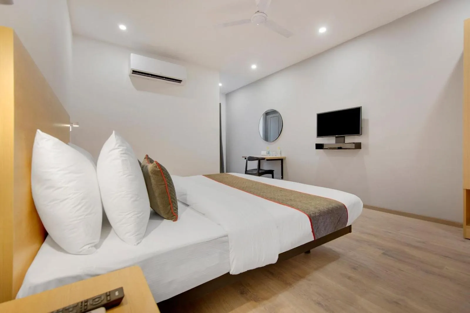 Hotel Sana New Delhi