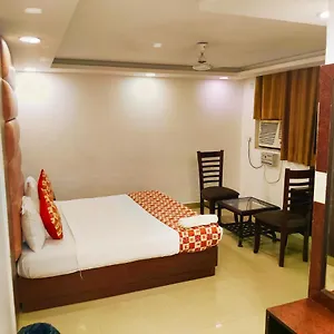 Hotel De Tark Near Igi Airport Delhi