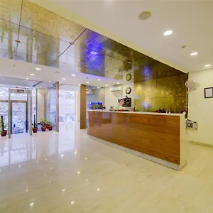 Отель Grand By D'capitol Near Delhi Airport